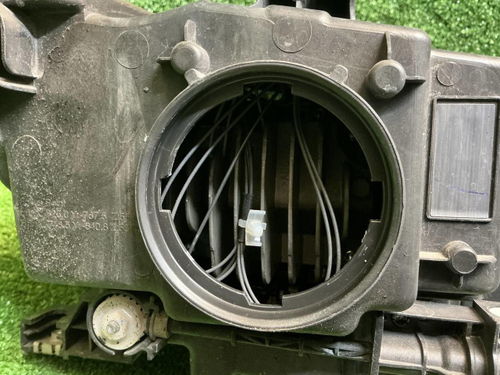 Битая Фара левая Voyah Free (2023-н.в.) LED