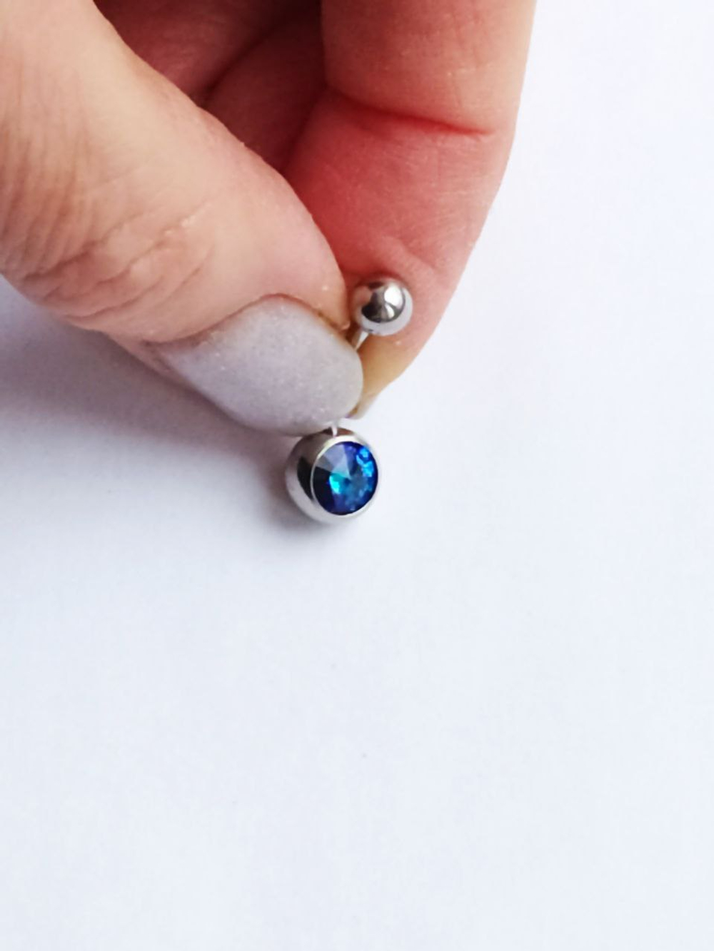 Банан для пупка, 1,6 х 10 мм, с камнем-конусом, сине-фиолетовый