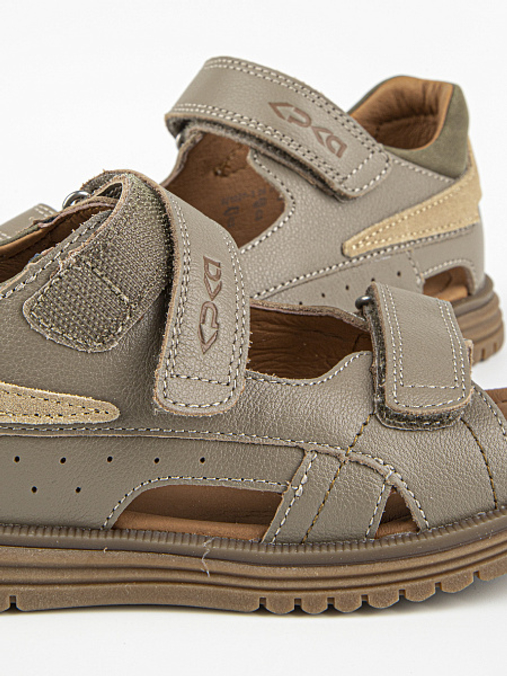 Сандалии летние