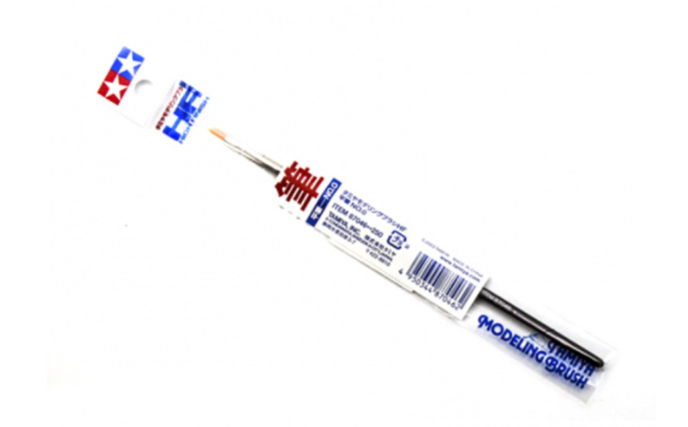 TAMIYA Кисточка плоская класс High Finish 4 мм. (синтетическое волокно)