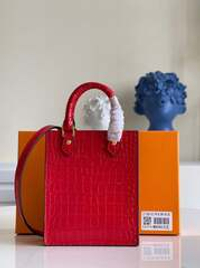 Louis Vuitton Petit Sac Plat