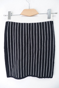 Юбка в полоску красивая 42 размер