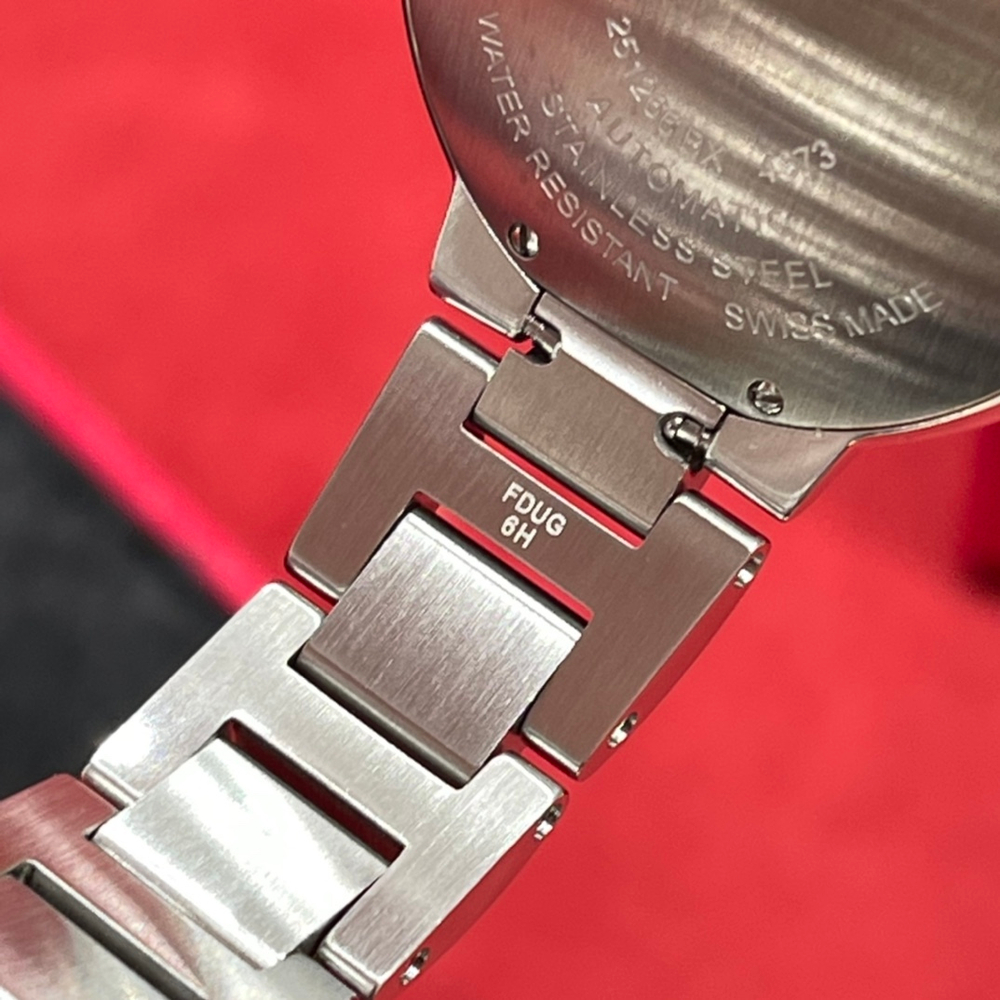 Cartier Ronde Must Watch