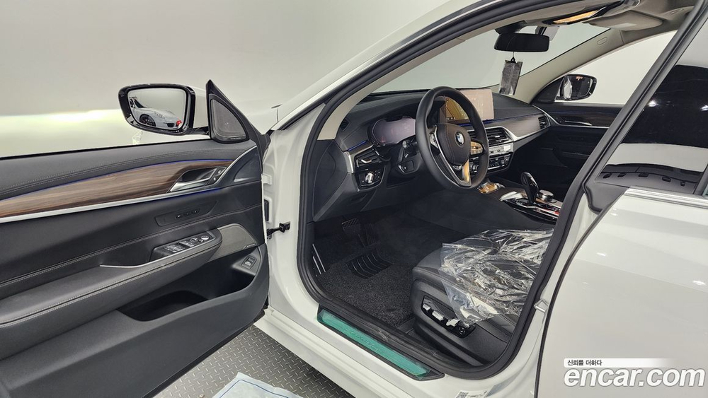 BMW 6 Series GT (G32) (01.2023)