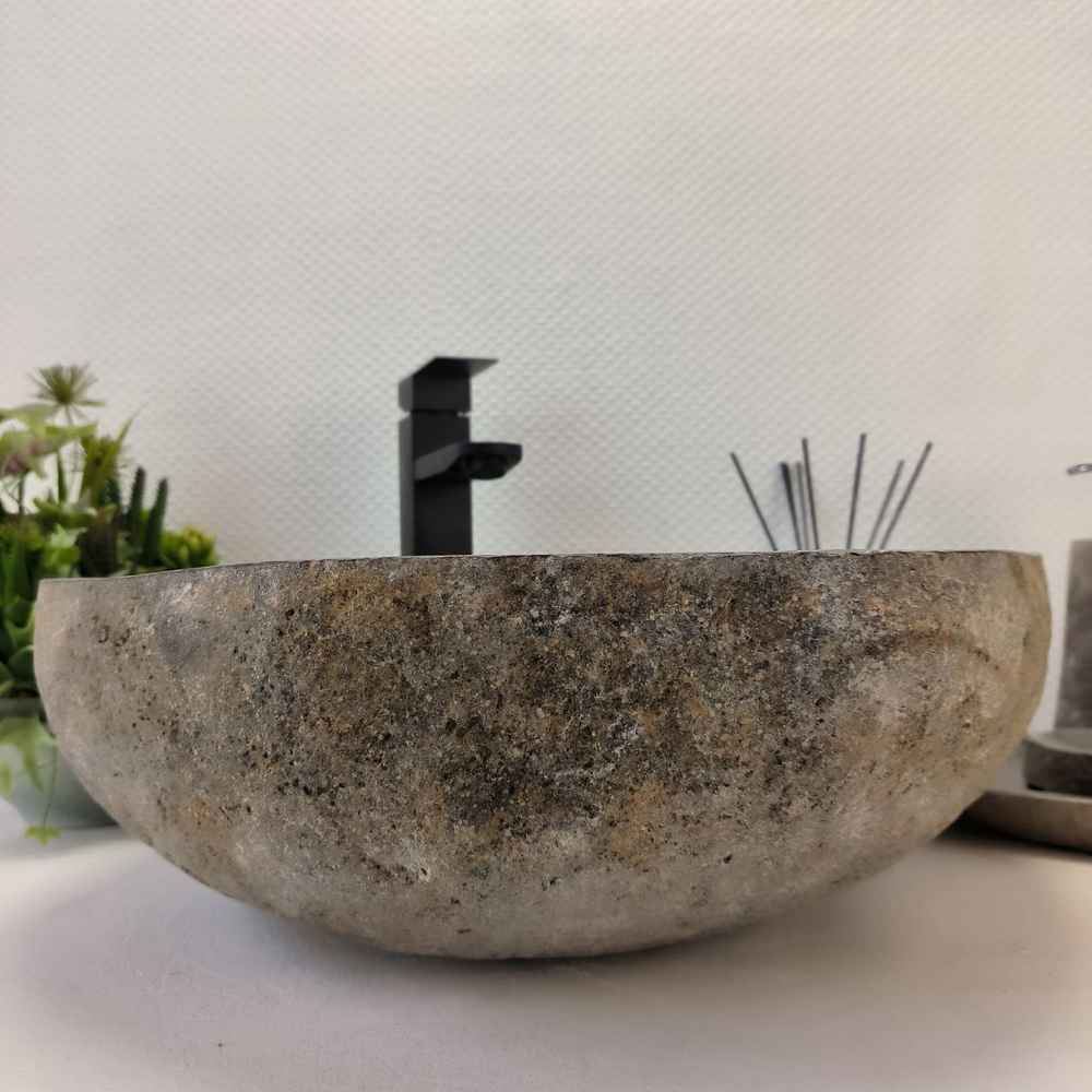 Раковина из речного камня RS-63328 (47*45*15) 0122