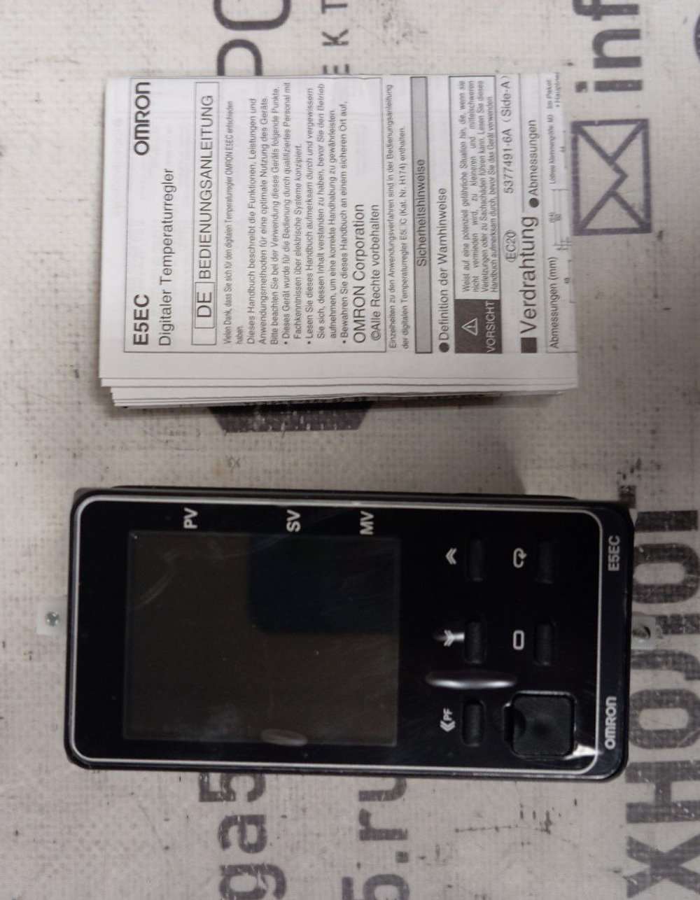 Omron E5EC-RR4A5M-000 новое