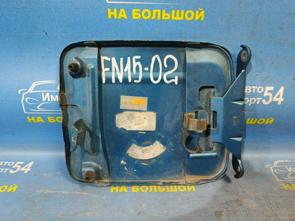Лючок бензобака NISSAN PULSAR 1999
