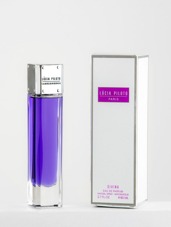Lucia Piloto Divina