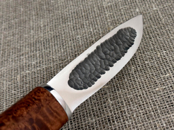 Шкуросъемный нож "Якут" с кованым долом, рукоять мореная карельская береза