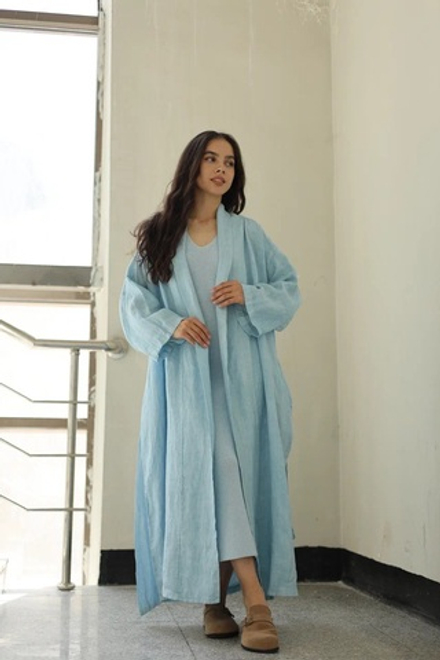 абая с поясом