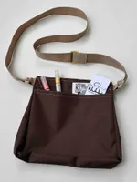 Сумка Klumba Конверт М с желтой пряжкой коричневая