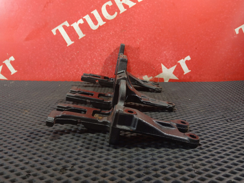 Кронштейн EGR