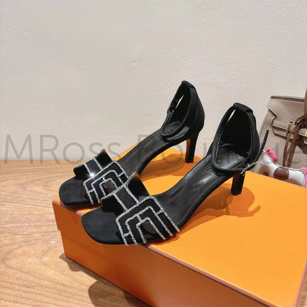 Кожаные туфли Chanel Mary Janes