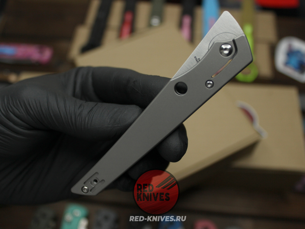 Нож Spyderco Slym - светлая рукоять