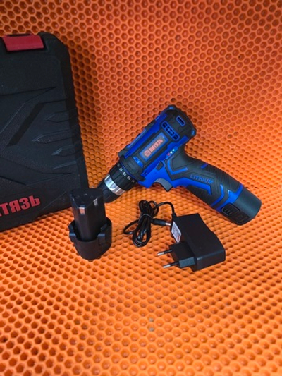 Шуруповерт Витязь ДА-210-2