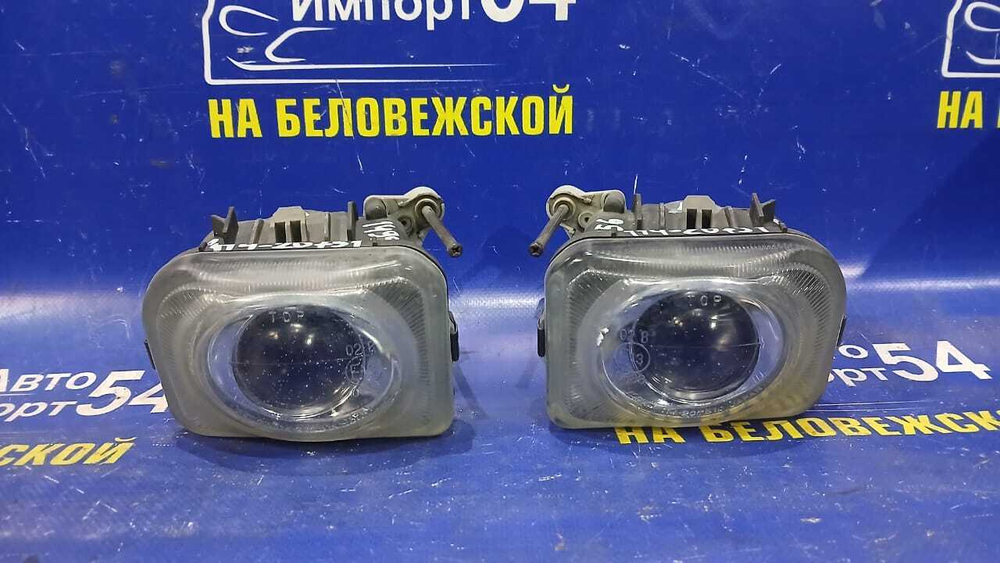 Туманка правая SUBARU LEGACY 2003-2006