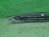 Решетка переднего бампера Toyota RAV 4 ca40 15-19
