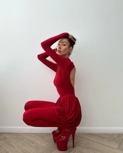 Платье мини с буфами