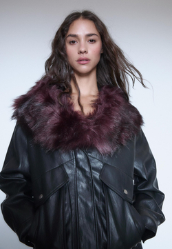 STRADIVARIUS Снуд из искусственного меха, бургунди