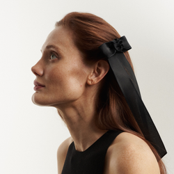 Бант из шелка