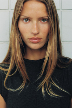 ZARA КОРОТКОЕ ПЛАТЬЕ ИЗ САРЖИ, ТЕМНО-СЕРЫЙ