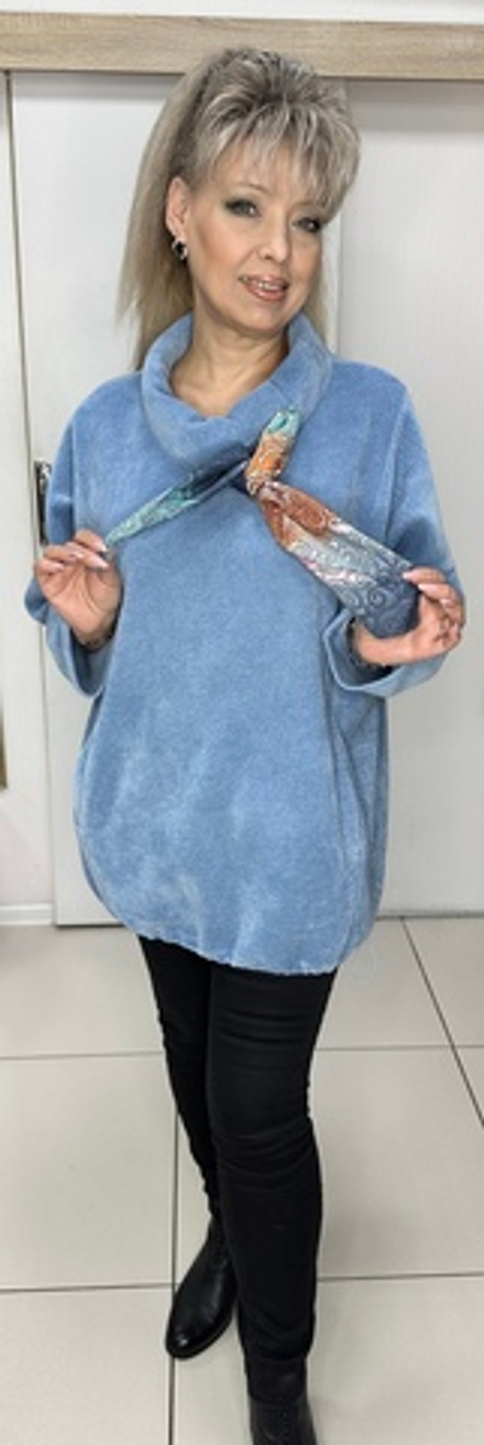 Нарядный блузон-туника с галстуком из микро вельвета