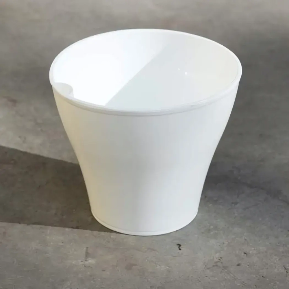 Кашпо для цветов пластиковое 1л d-14см «Афина» со вставкой белый