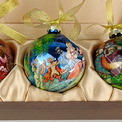 Набор из 3-х ёлочных шаров "Сказки" с росписью Палех