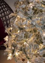 Заснеженная ель с гирляндой «Барокко» теплый свет (Литая+пвх) 180 см / 1,8 м