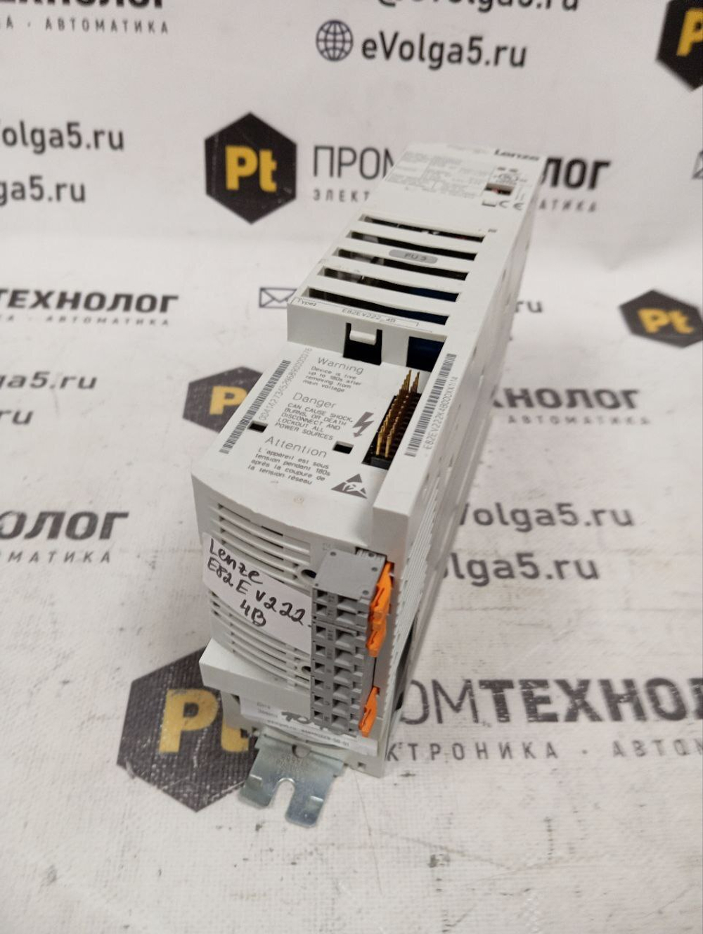 Lenze E82EV222_4B б/у