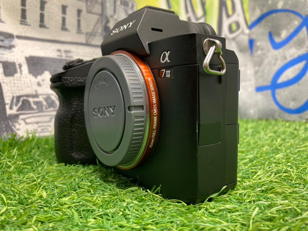 Sony A7 III 10.700 кадров