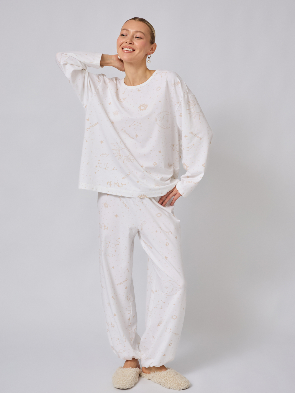 Пижама с брюками и лонгсливом "Зодиак"