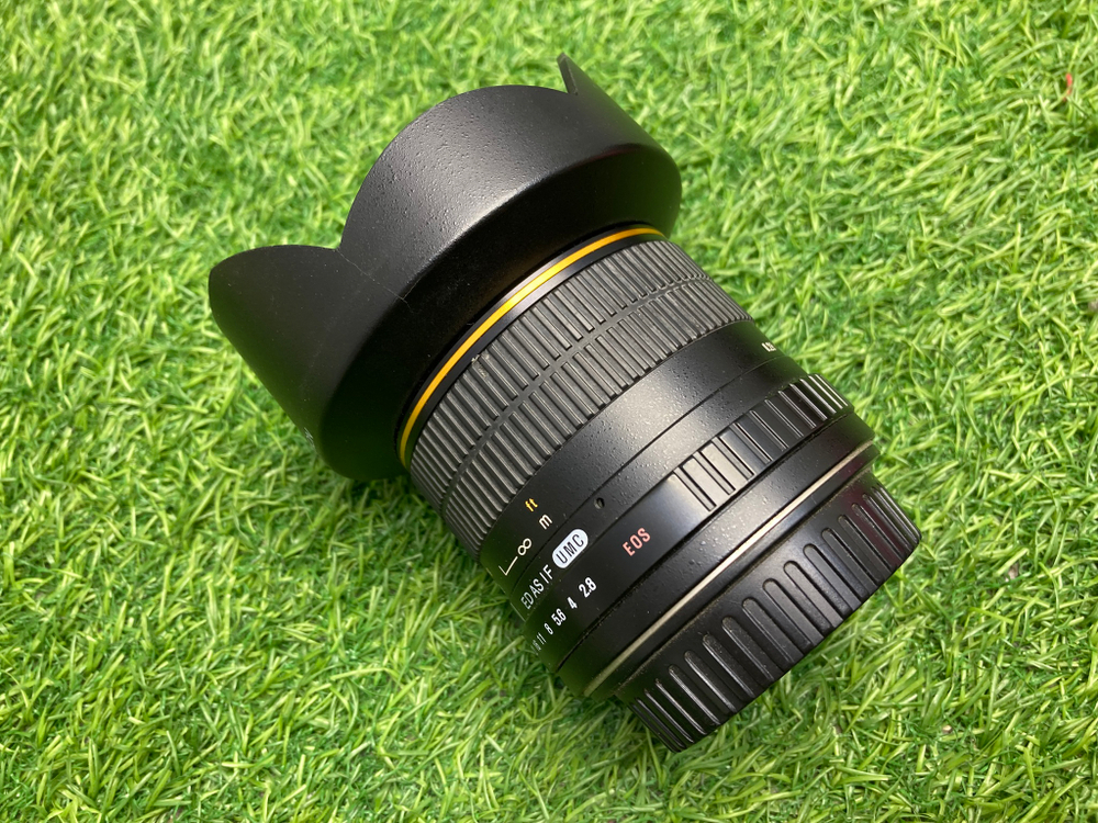 Rokinon 14mm 2.8 IF ED MC Canon EF ( С дефектом )