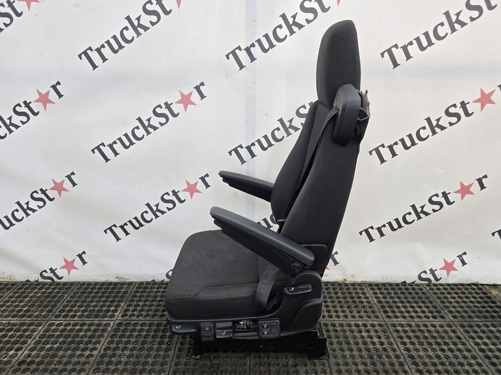 Сиденье водительское пневматическое 2020г.