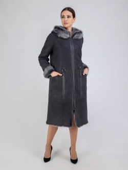 Дубленка зимняя с капюшоном натуральная