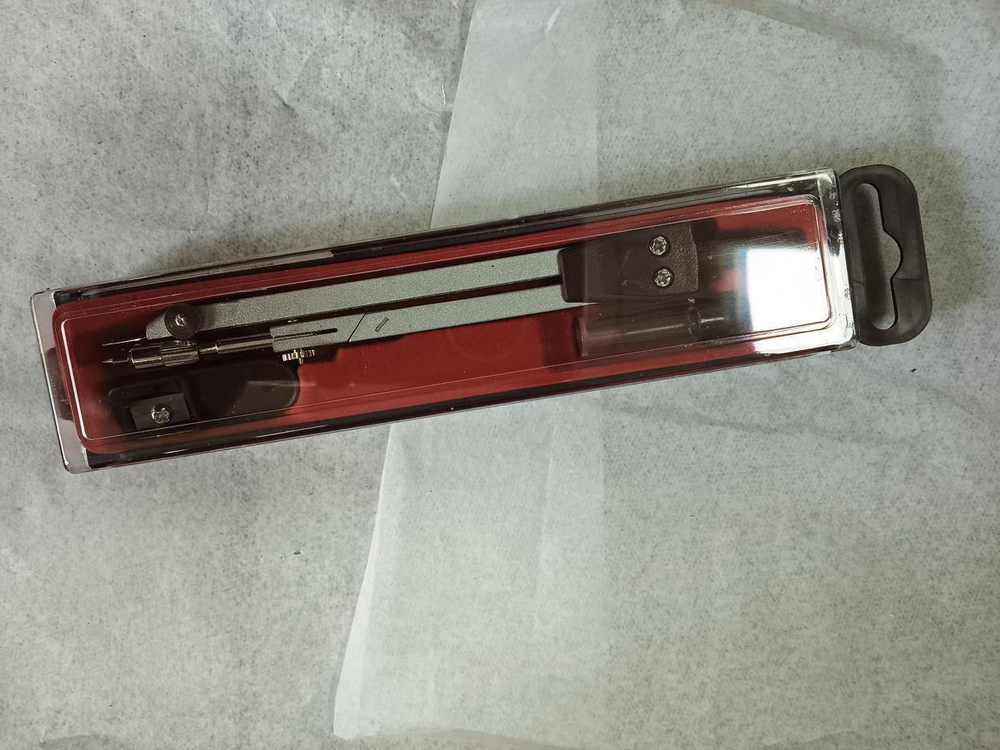 Готовальня 3 предмета: циркуль, стержень, точилка, пластиковый футляр