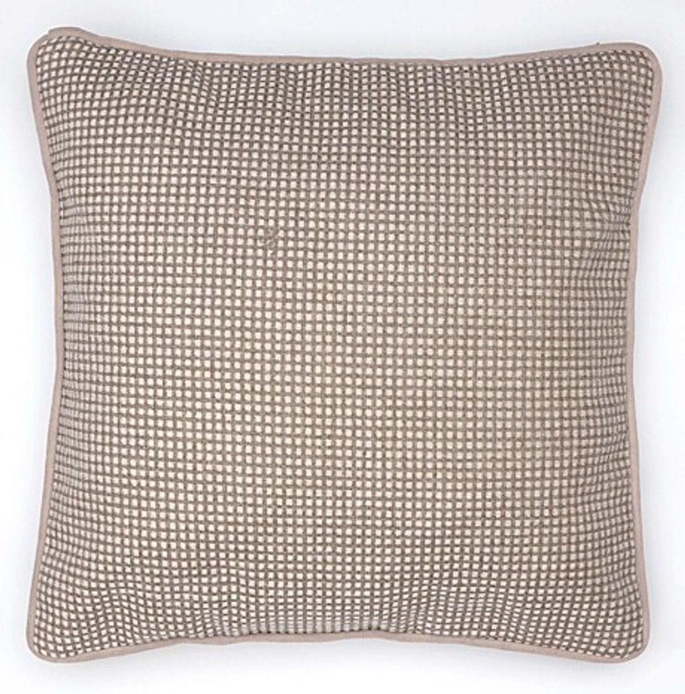nan CUBEПодушка декоративная 45х45 бежевая клетка Textil Roig 45x45