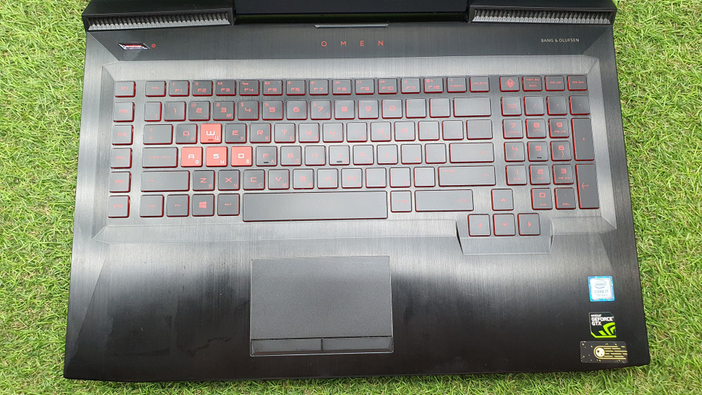 Игровой 17" HP i7-7/12 Gb/GTX 1050 4GB/FHD