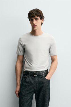 ZARA БАЗОВАЯ ПРИТАЛЕННАЯ ФУТБОЛКА SLIM FIT, ЖЕМЧУЖНО-СЕРЫЙ