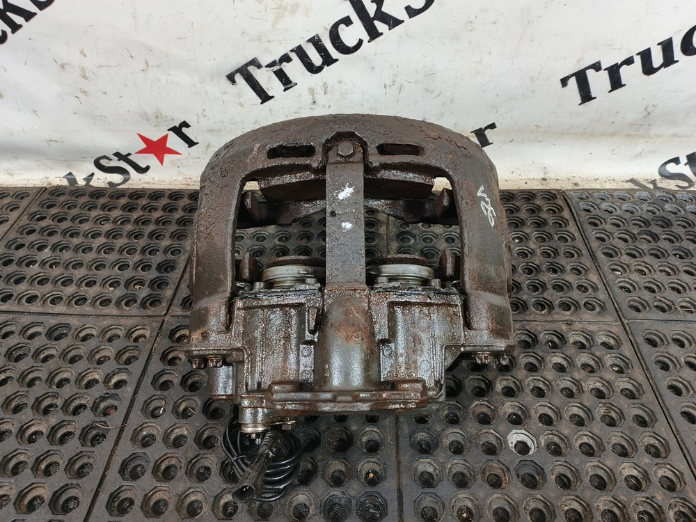 Суппорт задний правый