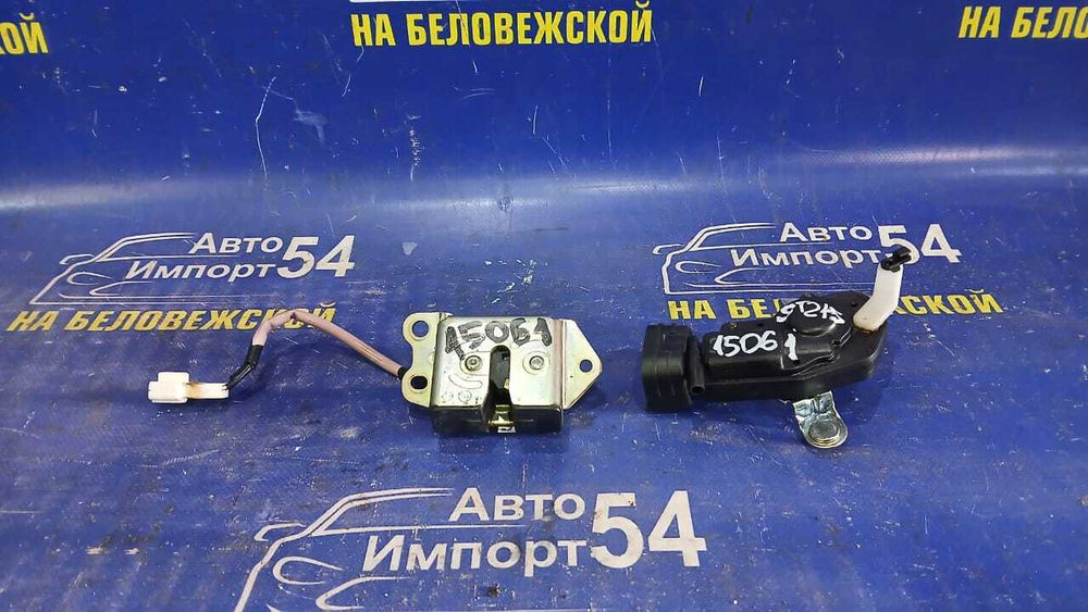 Замок багажника TOYOTA CALDINA 1997-2002