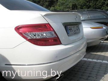 Лип спойлер AMG для Mercedes C W204