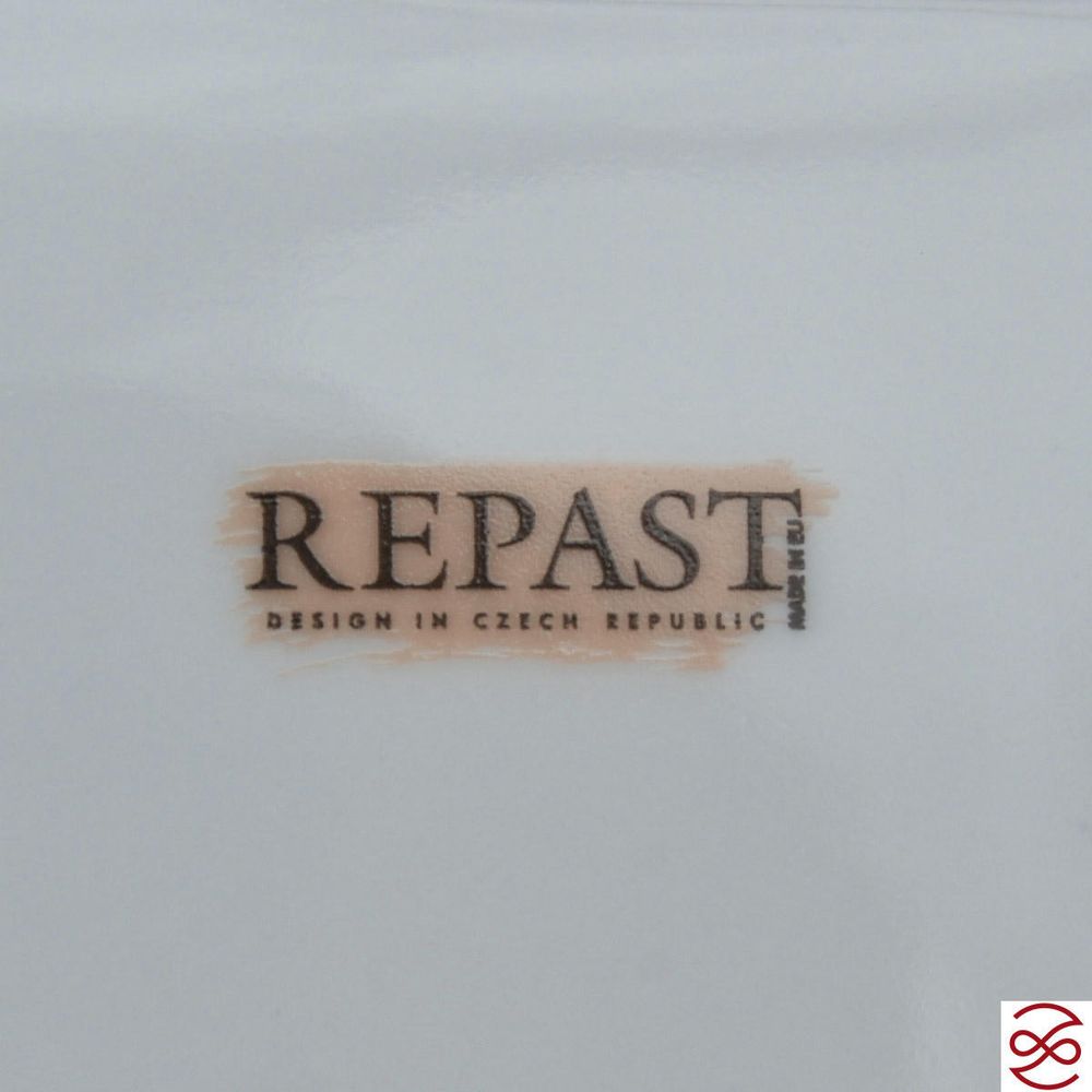 Блюдо овальное Repast Охота красная Мария-тереза 28 см