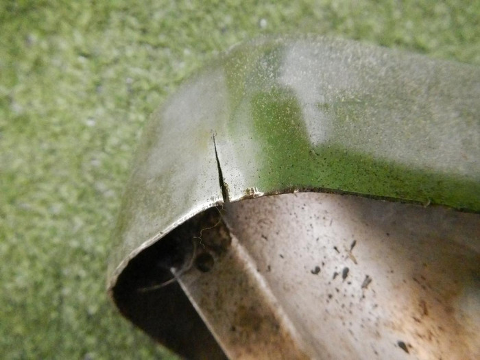 Насадка глушителя левая Chery Tiggo 8 Pro (2021-н.в.)