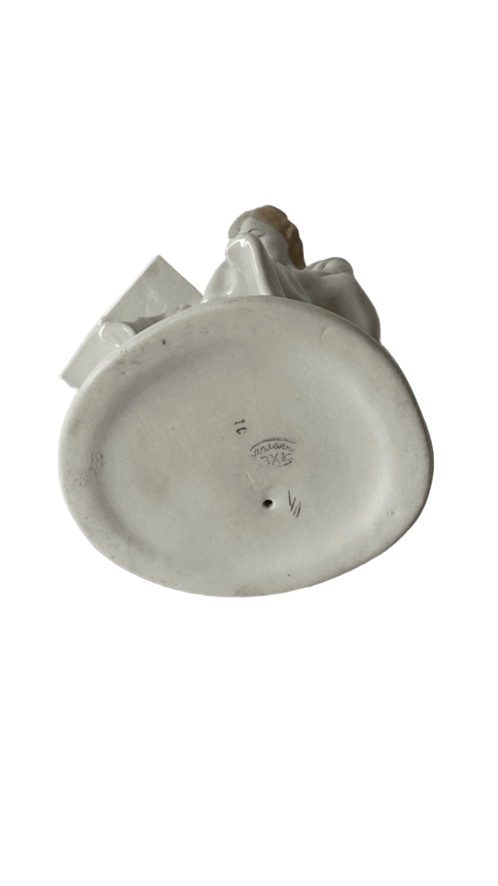 &&& Фарфоровая статуэтка "Первая буква"  Полонский ЗХК