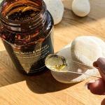 Омолаживающая сыворотка с пептидами и золотом FarmStay 24K Gold & Peptide Solution Prime Ampoule