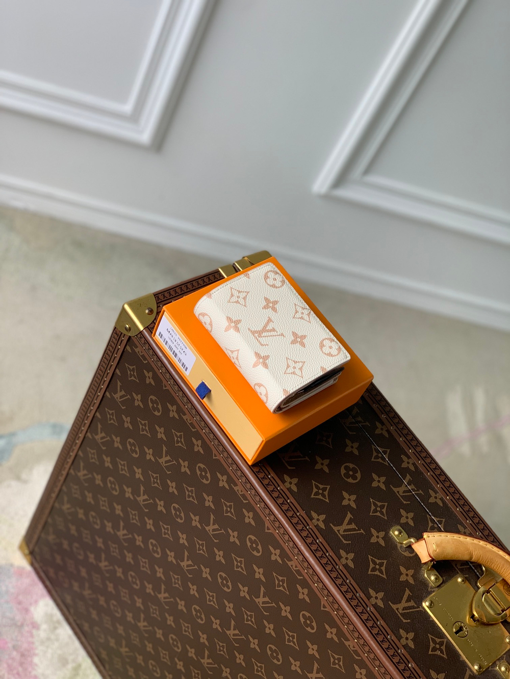 Louis Vuitton Clea Wallet