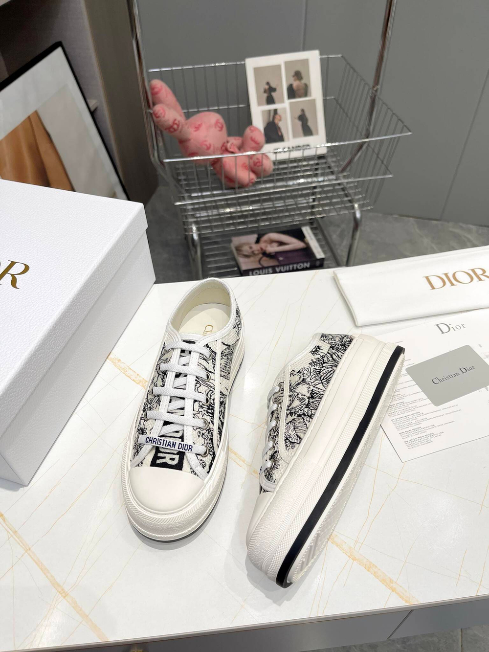 Christian Dior Walk'n'Dior Sneaker
