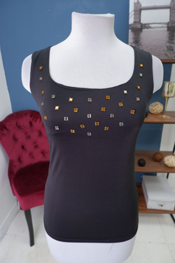 Топ Oodji cо стразами 44 размер