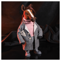 Конь в пальто